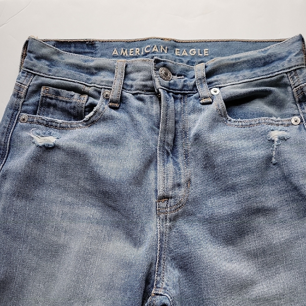 American Eagle Light Blue Jeans